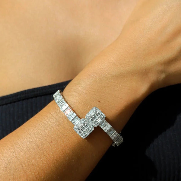 'Saucy Girl' Bracelet (Silver)